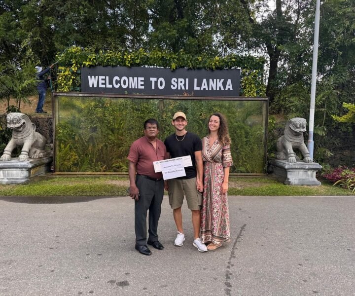 Touchdown in Sri Lanka. Your driver is waiting at the gate—easy, safe, on time.